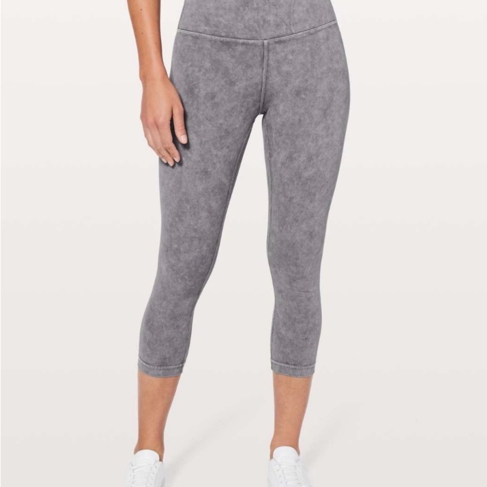 Lululemon Wunder Under Crop (Hi-Rise) *21"
Washed Luna